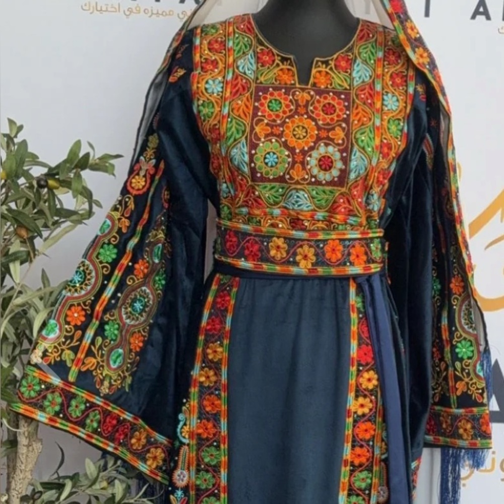 Thobe Navy Dress/ comes with belt and shawl